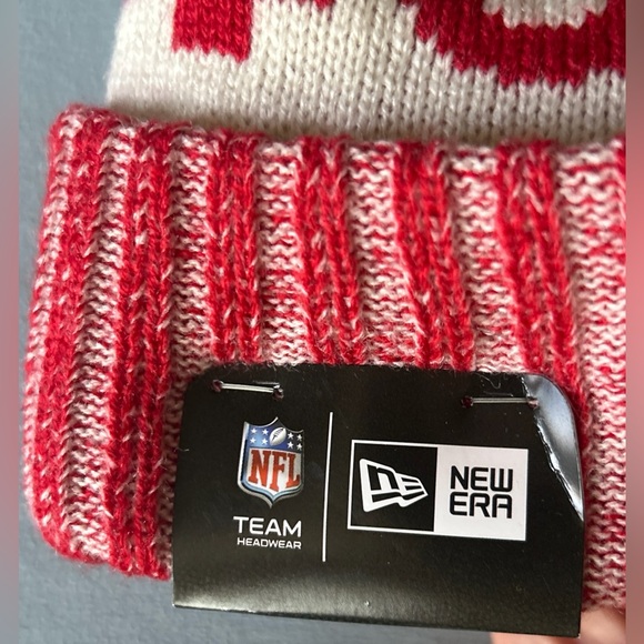 San Francisco 49ers New Era Nfl pom hat. - Picture 3 of 3
